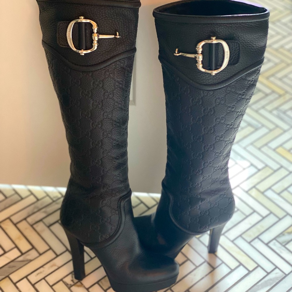 🥰 These boots are so comfortable, you won’t be disappointed!!! Sexy on!!